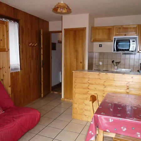 Résidence Le Centre - Pour 4 Personnes Mae-3340